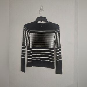Banana Republic Women's Black and White Striped Crewneck Sweater
